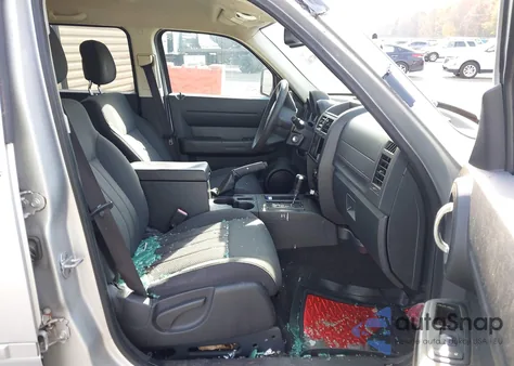 2011 Dodge Nitro Heat z USA, uszkodzony, nr VIN 1D4PT4GX5BW500688